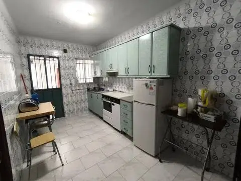 Casa en calle de Coria
