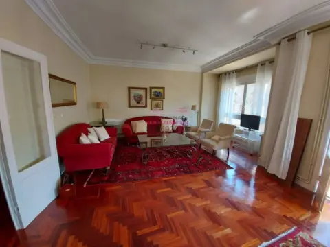 Piso en Praza España-Zona Corte Inglés