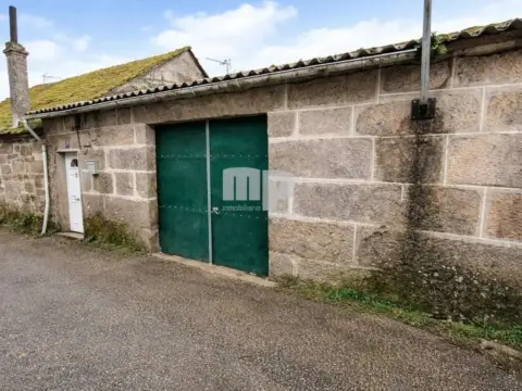 Chalet en Hermida (Pazos de Borbén)