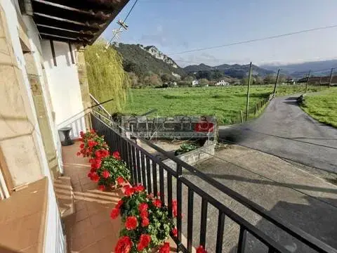 Casa adosada en Barrio de la Isequilla