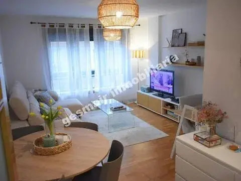 Piso en Fernández Ladreda-Ciudad de Piedra