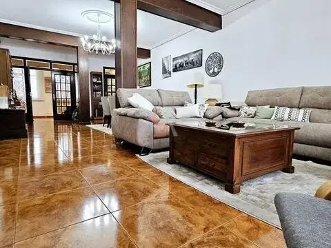Piso en San Miguel-San Nicolás-San Pablo