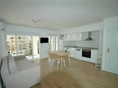 Piso en Puerto Deportivo