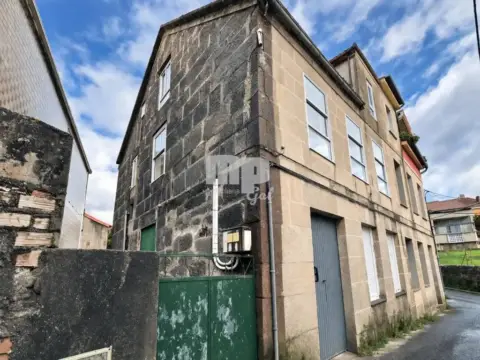 Chalet en calle Lugar Abelendo, 221