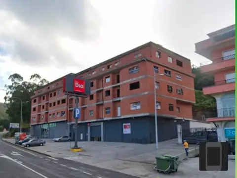 Edificio en calle Avenida de Fisterra, 4