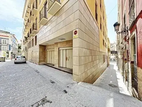 Garaje en Casco Antiguo-Santa Cruz
