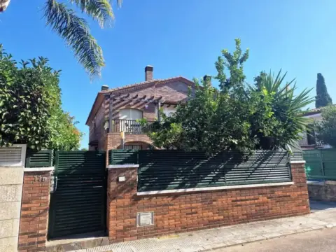 Chalet en L'Ardiaca-La Llosa