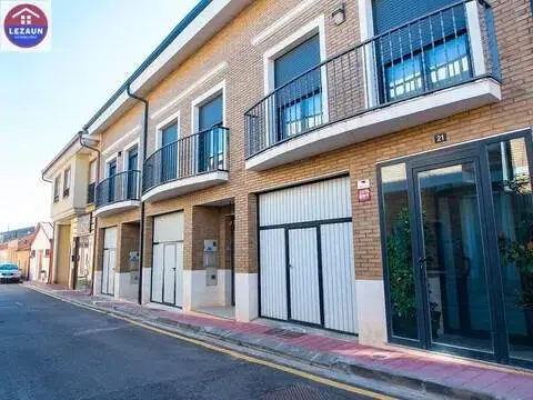 Casa adosada en Milagro