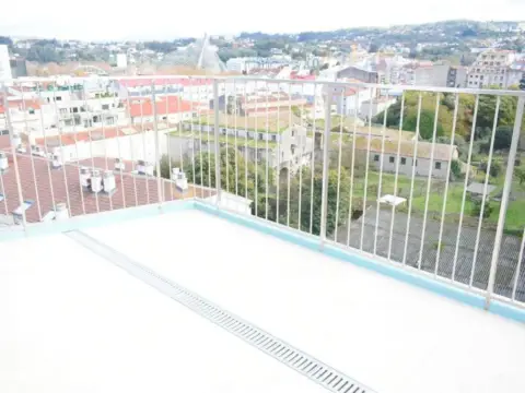 Ático en calle de Cobián Roffignac