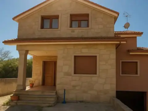 Chalet en calle de los Lagares