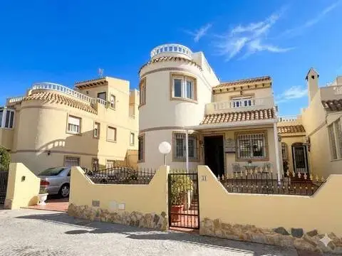 Casa en La Florida-La Chismosa-Los Altos