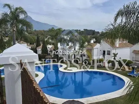 Piso en Los Naranjos-Las Brisas