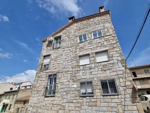Piso en Navaluenga