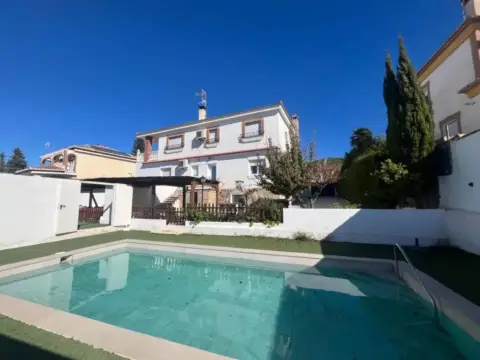 Chalet en Padul