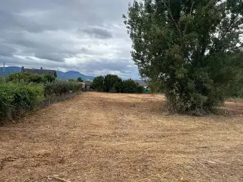 Terreno en calle Canal