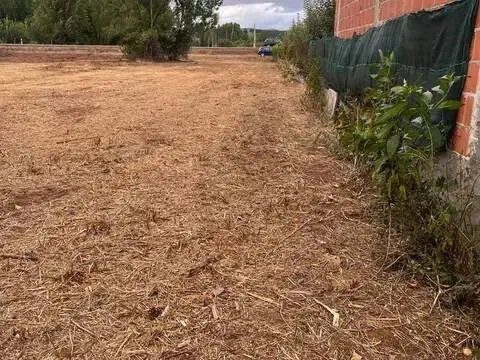 Terreno en calle Canal