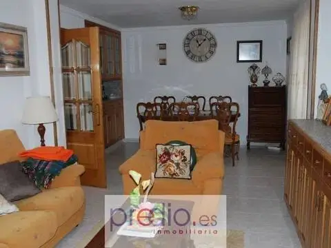 Casa rústica en Friol (Casco Urbano)