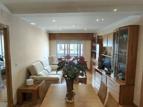 Piso en calle del Alcalde Rey Daviña