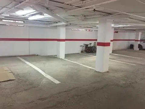 Garaje en calle Caminos