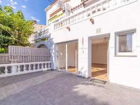 Chalet en Carrer del Port de Rodas