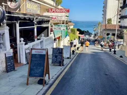 Local comercial en Puerto Marina