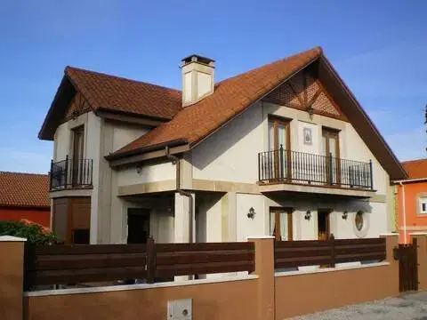 Chalet en Elechas