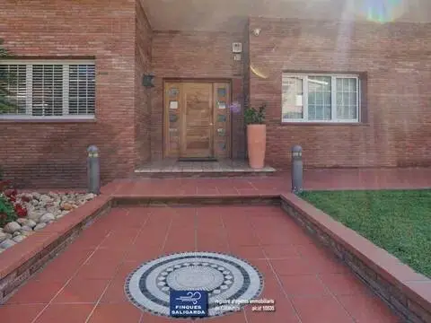 Chalet en Canovelles