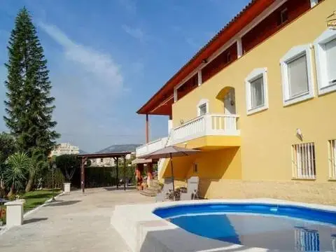 Chalet en Nucli Urbà