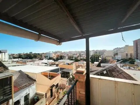 Casa adosada en calle Anita Adamúz