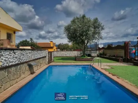 Chalet en Canovelles