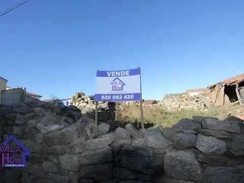 Terreno en calle Calzada