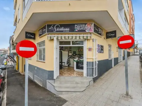 Local comercial en calle Benchijigua