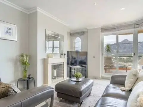 Piso en calle de las Adelfas