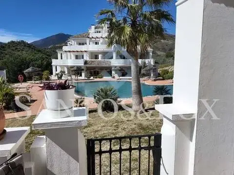 Piso en Los Naranjos-Las Brisas