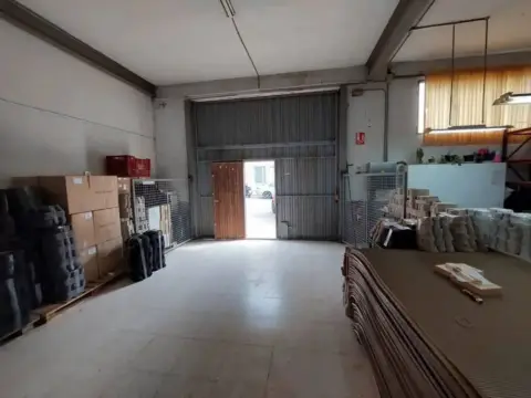 Nave industrial en Carrús Este-Camí dels Magros