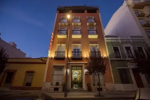 Edificio en Avenida de San Antonio