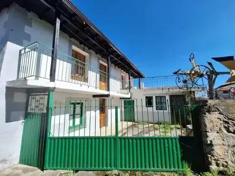 Chalet en calle de los Lagos