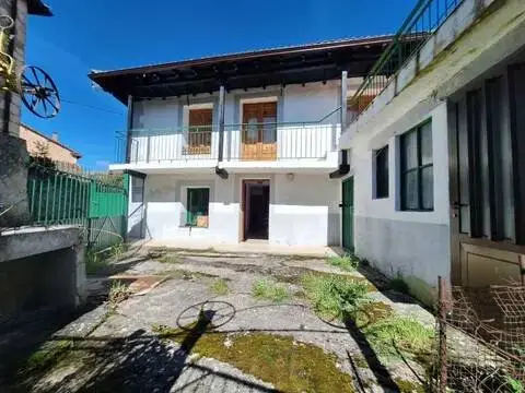 Chalet en calle de los Lagos