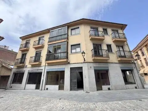 Edificio en Ávila Capital