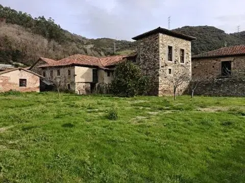 Casa rústica en calle Lugar Soto de los Infantes, 18