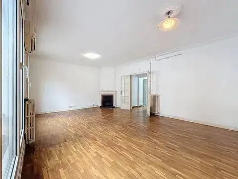 Piso en Carrer d'Aragó