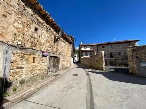 Casa adosada en calle de Pumarejo
