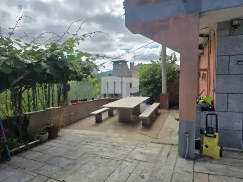 Chalet en Cabral-Candeán