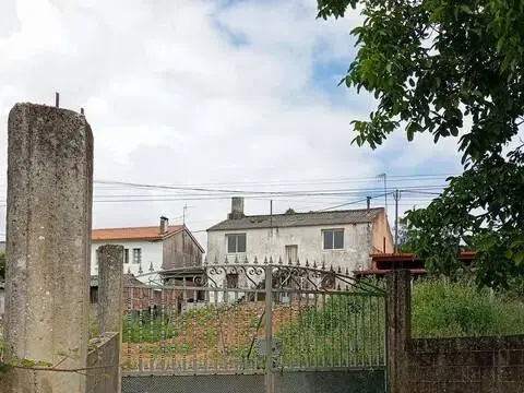 Casa adosada en Abelares (Lendo)