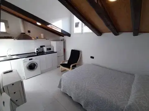 Estudio en calle de Manuel Fernández y González