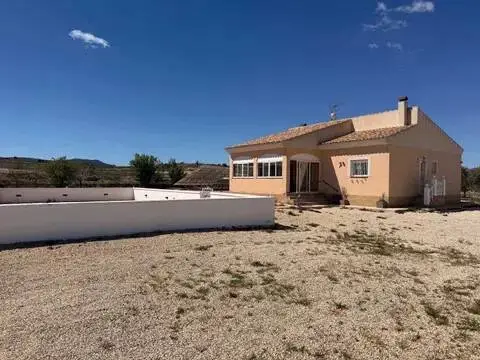 Casa rústica en El Pinós - Pinoso