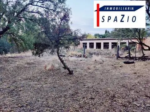 Terreno en calle de Valhondo