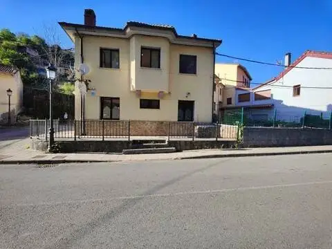 Chalet en calle Caserio Carrocera No Number