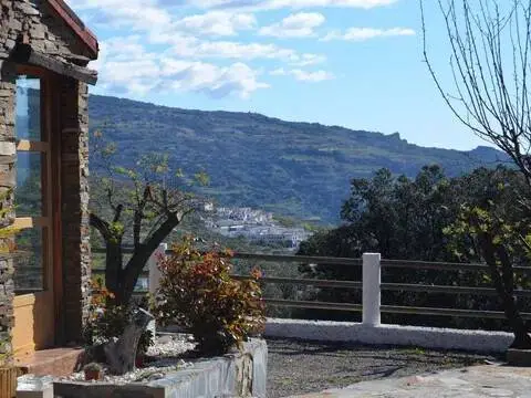 Casa rústica en Laroles