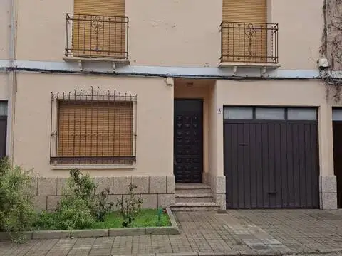 Casa adosada en Pasaje Los Molinos